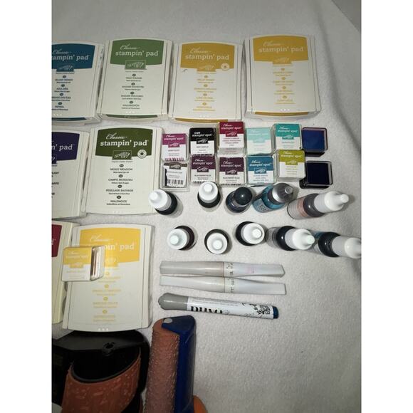 Stampin Up Classic Ink Pads Lot of 24 With 10 Refills Roller Stamps ++ SEE PICS - Picture 4 of 9